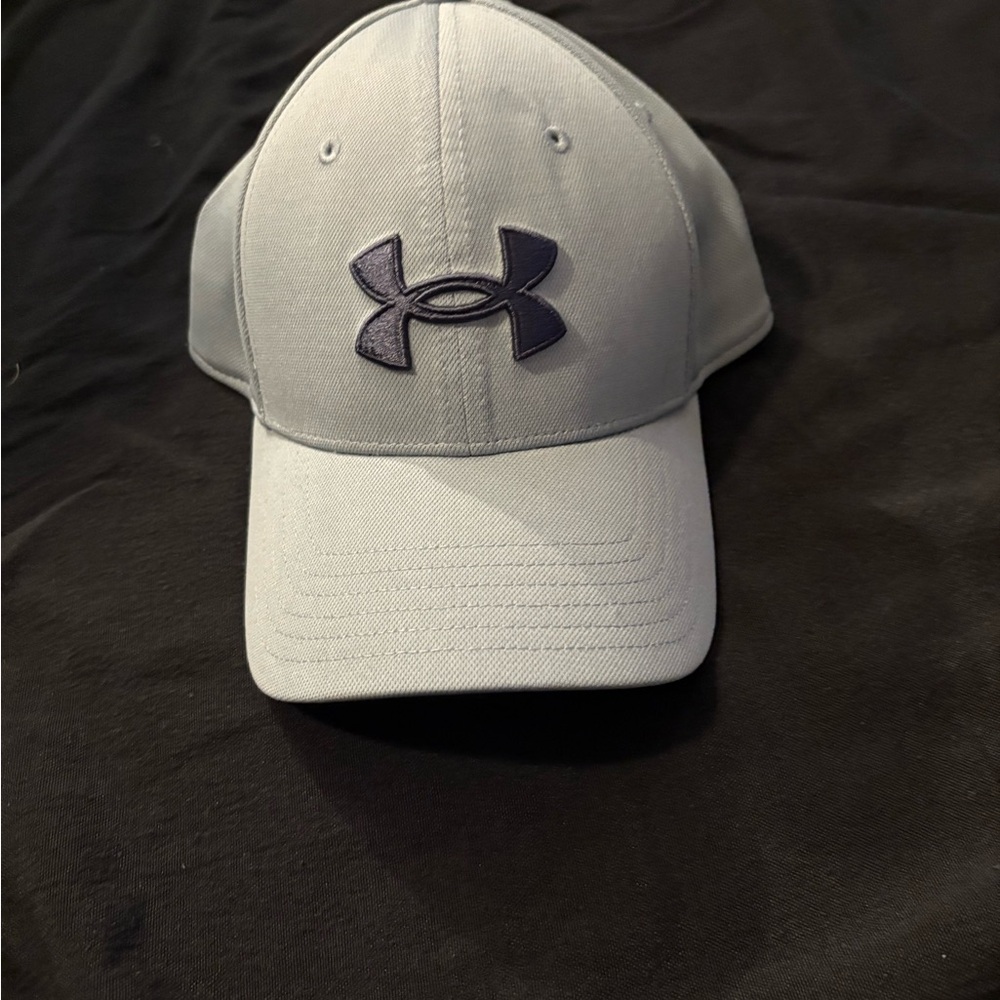 NWOT! Under Armour Grayish Blue/Navy Hat - Men’s L/XL